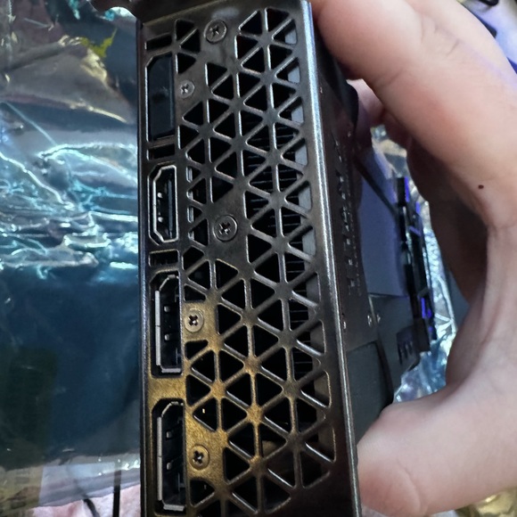 Limited edition Star Wars titan xp graphics cards - Picture 5 of 8